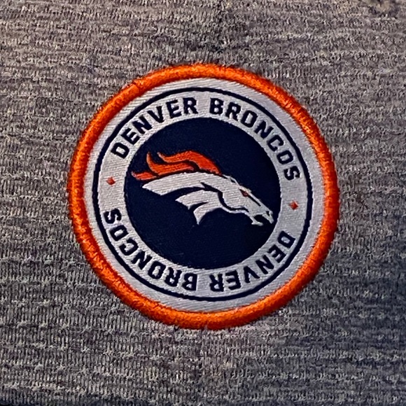 NFL Denver Broncos Officially Licensed Team Headwear Coiled Ballcap Hat OSFA NWT - Picture 4 of 7